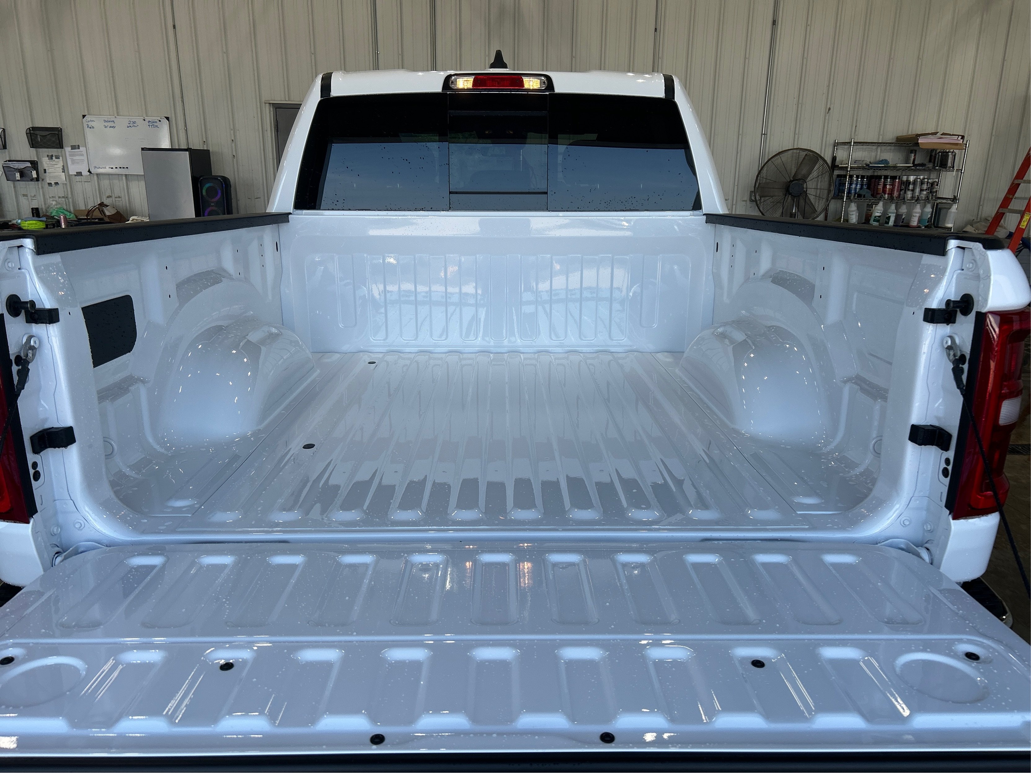 New 2026 Bright White Clearcoat RAM Tradesman image 22