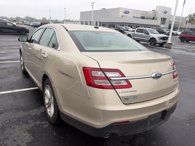 Used 2017 White Gold Metallic Ford SE image 13