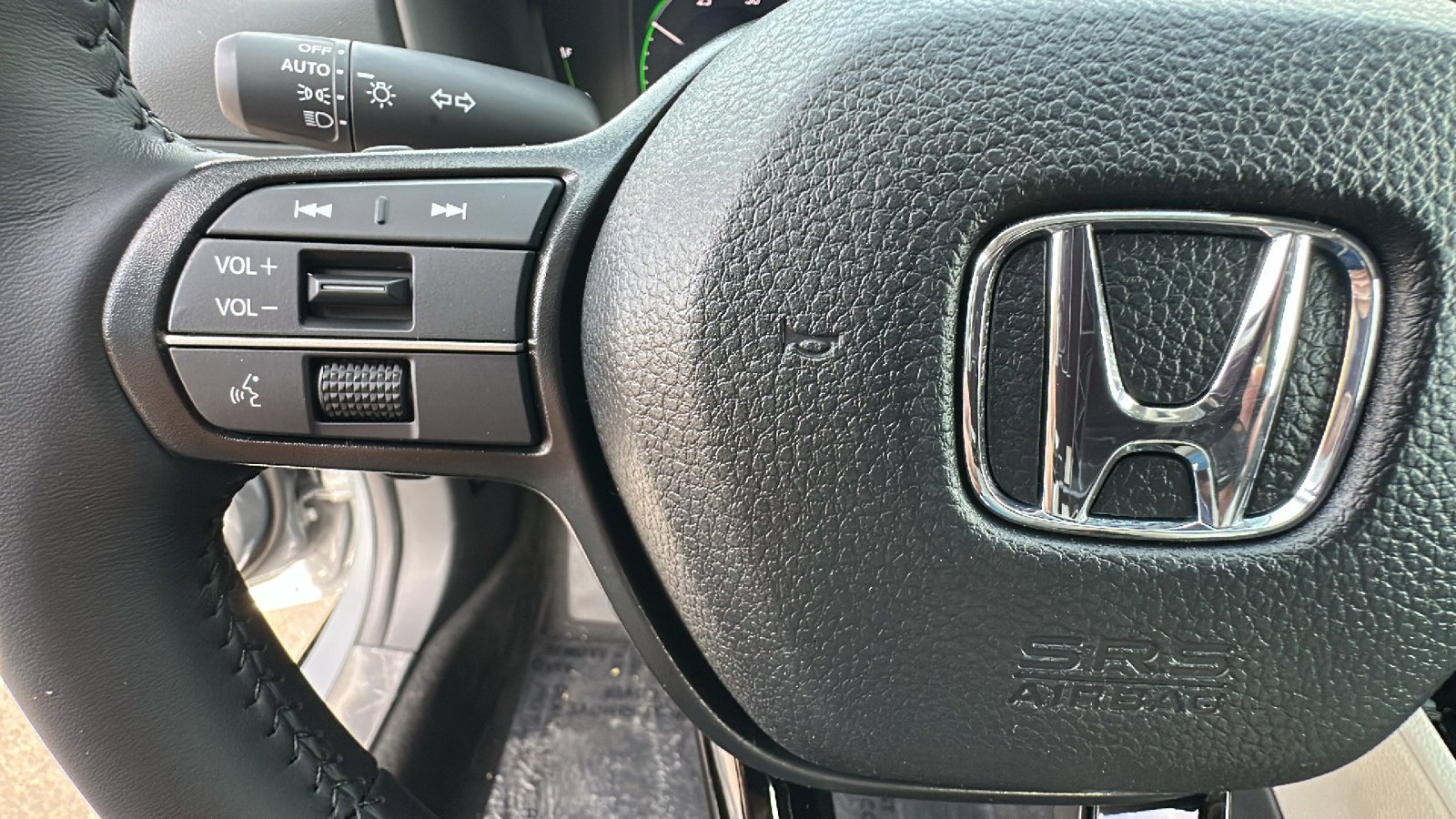 2025 Honda Accord Hybrid EX-L - Photo 19