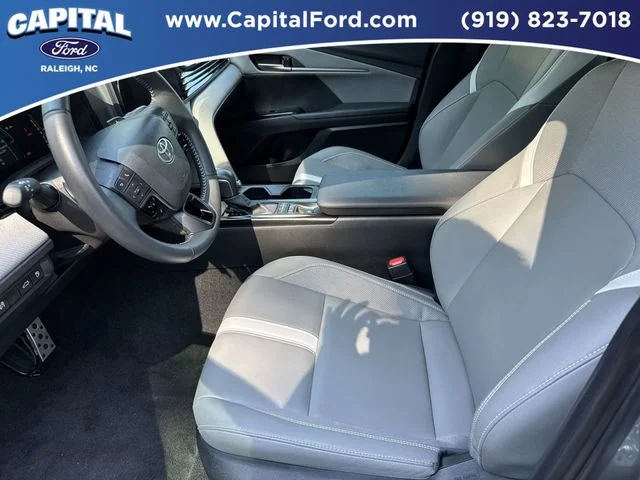 Used 2025 Silver Toyota SE image 19
