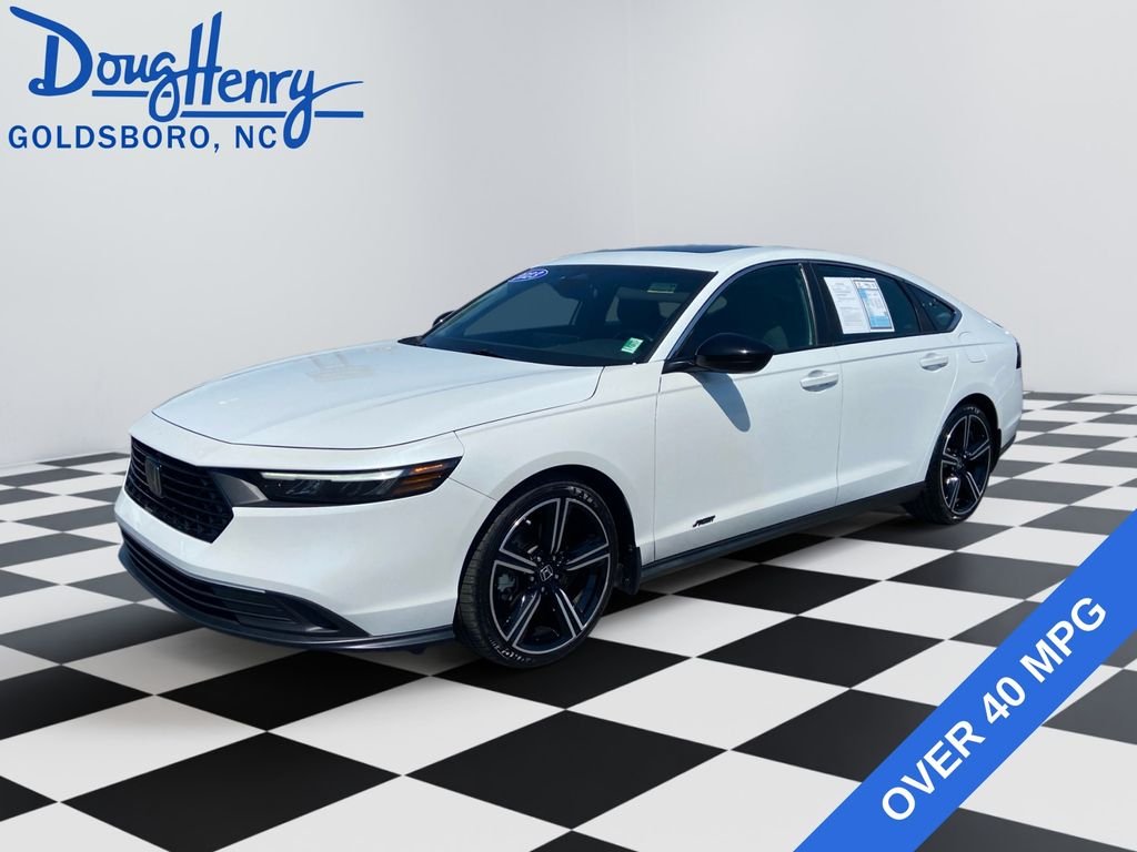 Used 2023  Honda Sport image 1