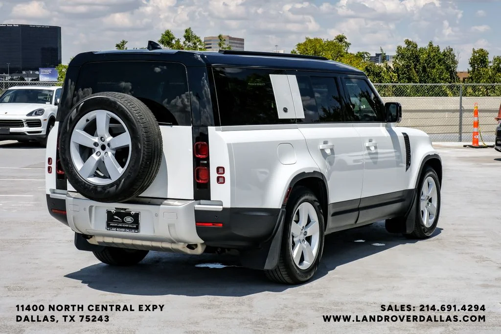 Used 2024 Fuji White Land Rover S image 8