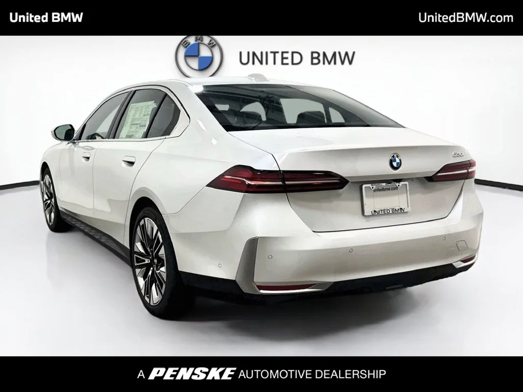 New 2027 Mineral White Metallic BMW 530i image 7