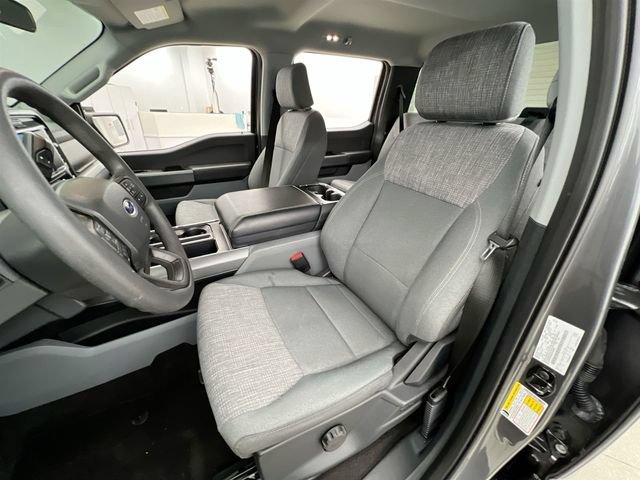 Used 2022 Gray Ford XLT image 9