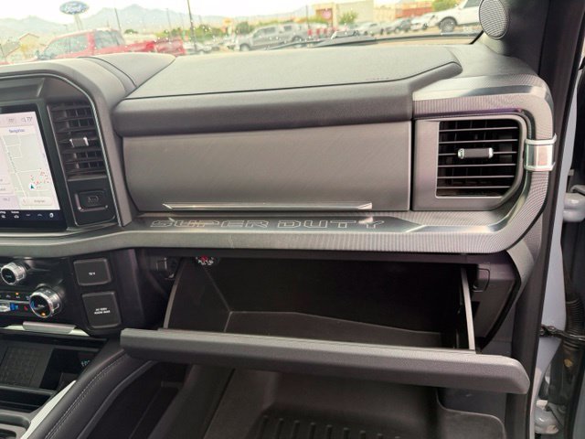 2025 Ford F-350 Super Duty Platinum - Photo 37