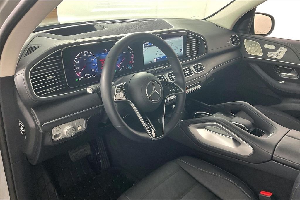 Used 2026  Mercedes-Benz GLE 450 image 11