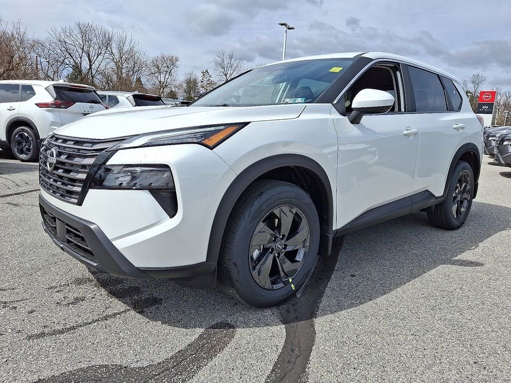 New 2026 Everest White Pearl TriCoat Nissan SV image 2