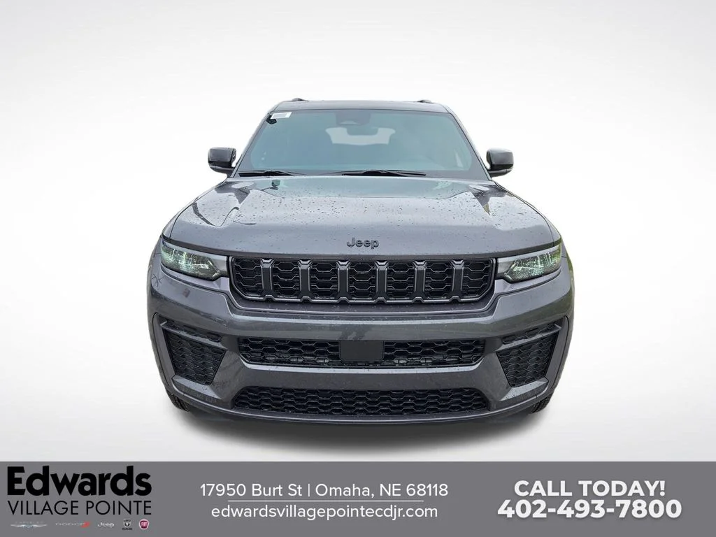 New 2026 Baltic Gray Metallic Clear-Coat Exterior Paint Jeep Altitude image 8