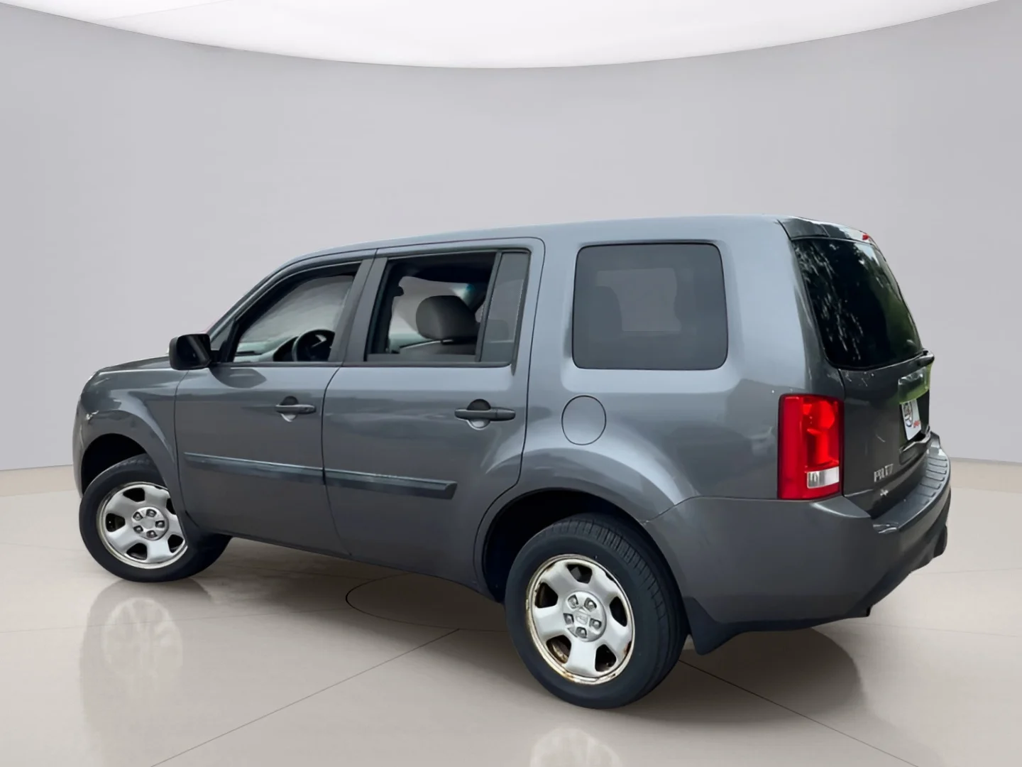 Used 2013 Gray Honda  image 3
