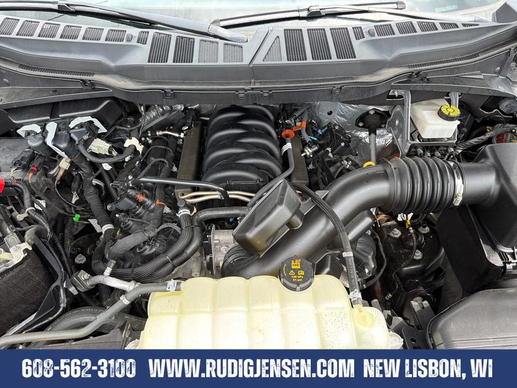 Used 2023 Gray Ford XLT image 21