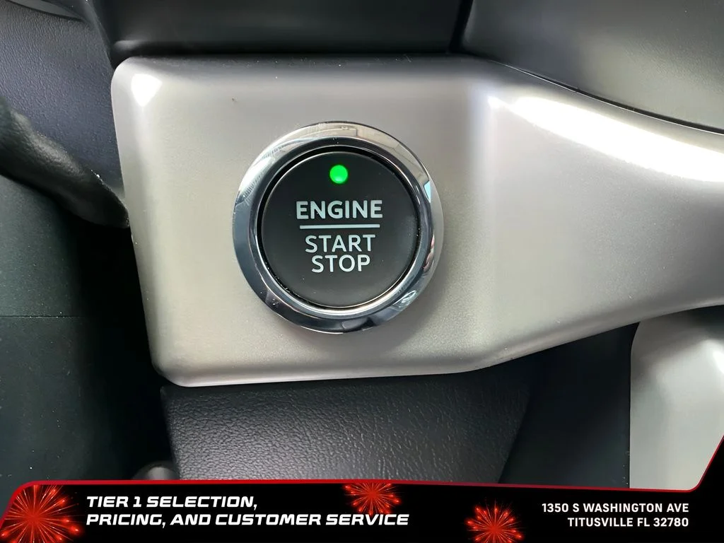 Used 2023 Black Ford XLT image 32