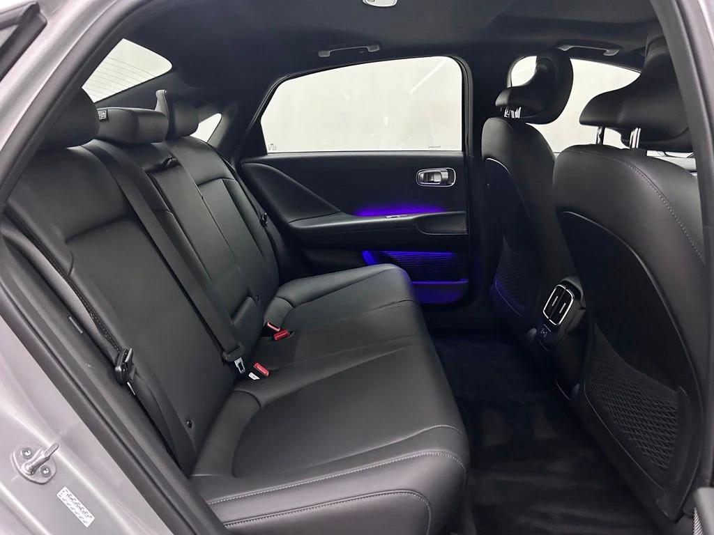 Used 2023 Silver Hyundai Limited image 16