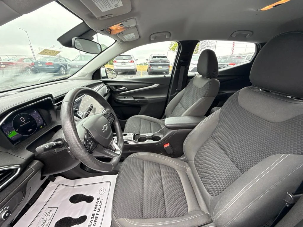 Used 2022 Summit White Chevrolet LT image 45