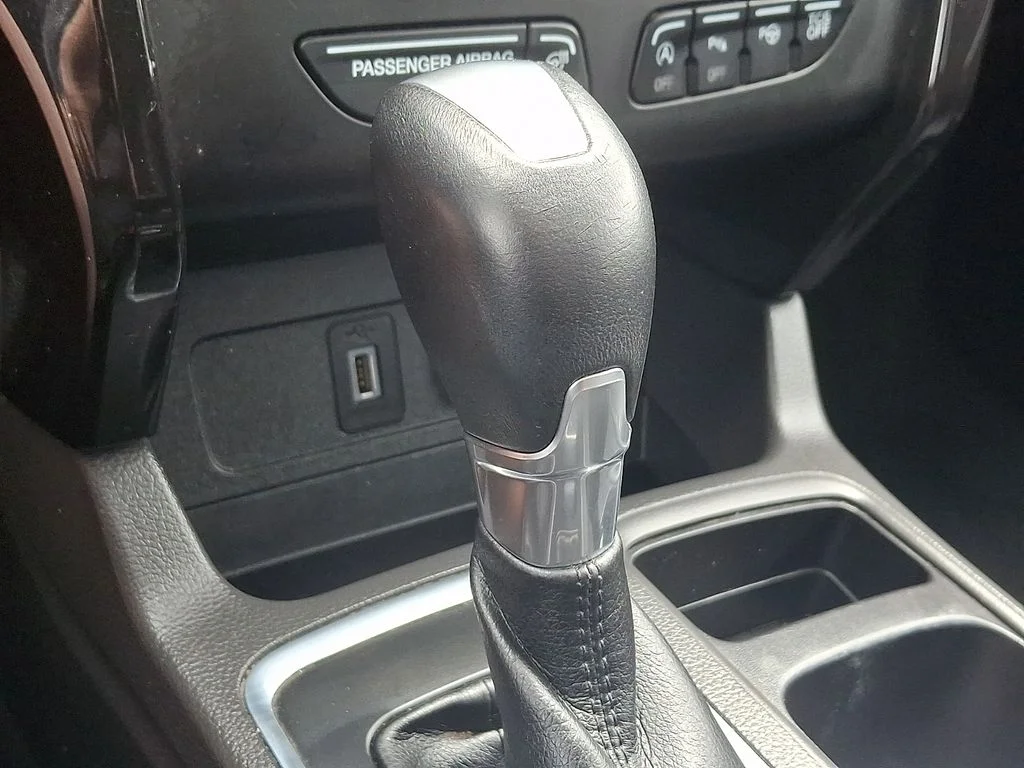 Used 2017 Blue Ford Titanium image 14