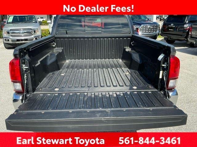 Certified Used 2023 MAGNETIC GRAY MET. Toyota  image 33