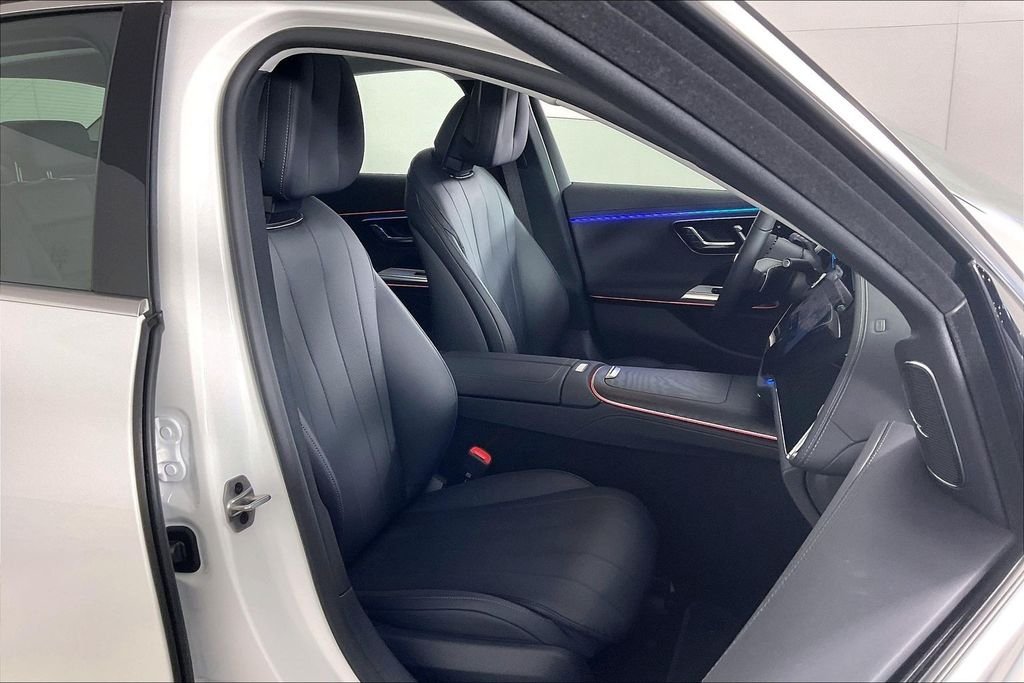 2026 Mercedes-Benz E-Class E350 - Photo 7