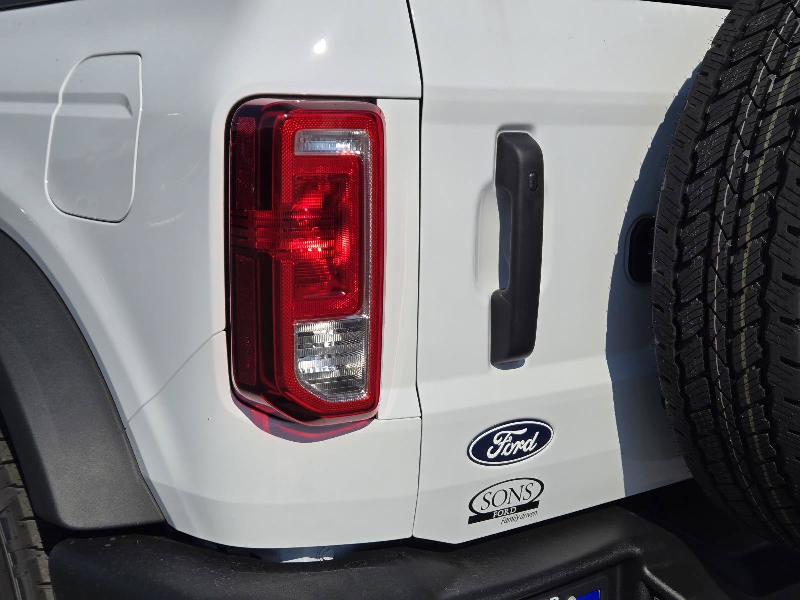 New 2026 Oxford White FORD Big Bend® image 10