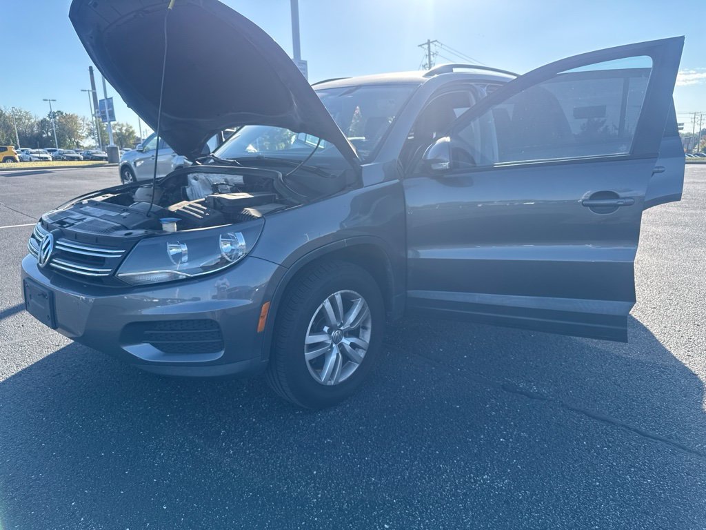 Used 2017 Gray Volkswagen 2.0T S image 13