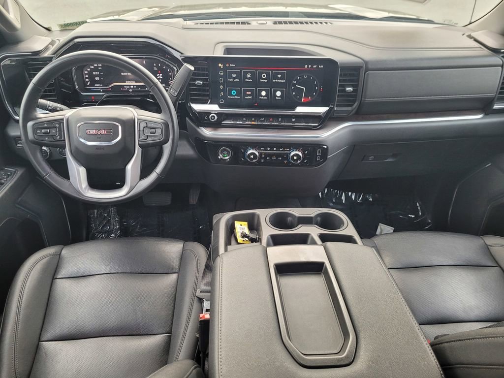 2024 GMC Sierra 1500 SLT - Photo 13