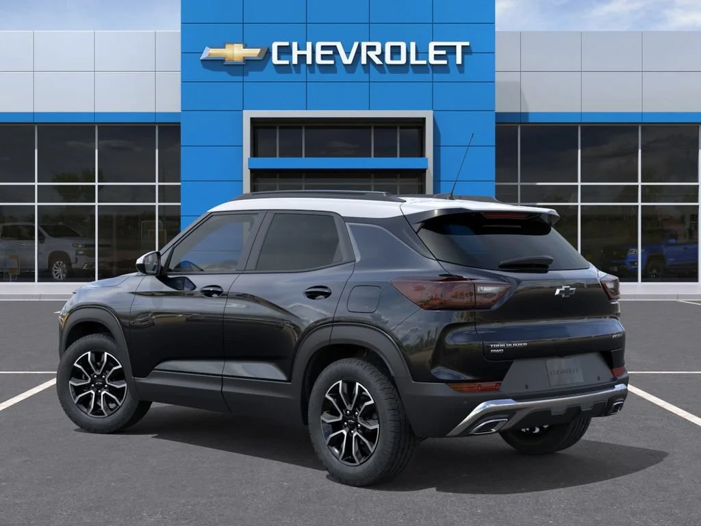 New 2026 Mosaic Black Metallic Chevrolet ACTIV image 3