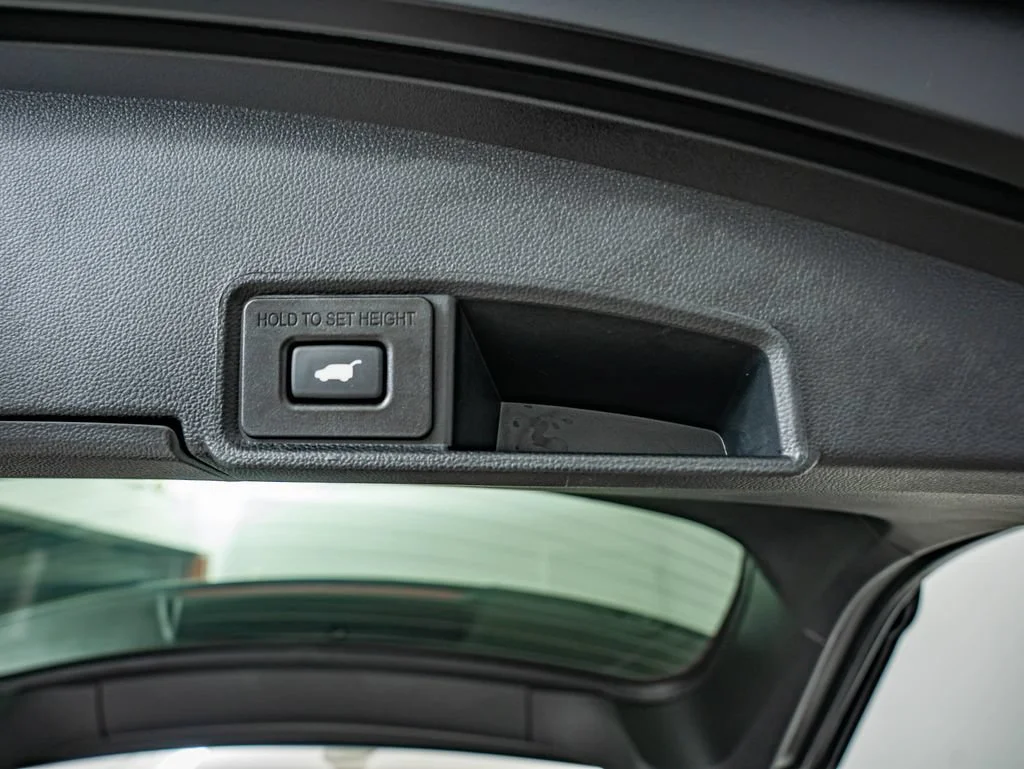 Used 2026 Platinum White Pearl Acura Technology Package image 38