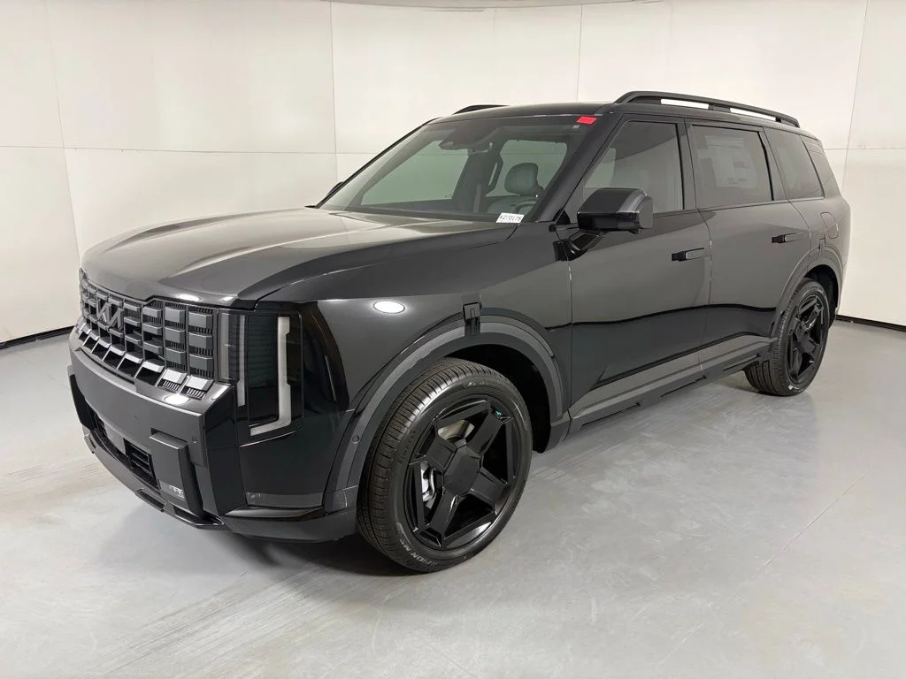 New 2027 Ebony Black Kia X-LINE SX image 4