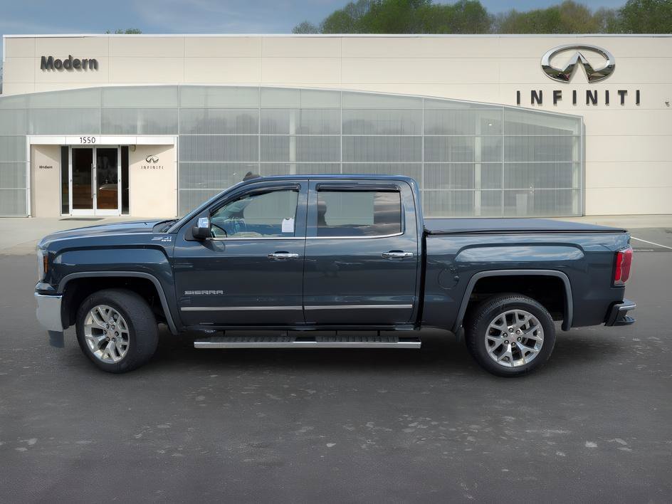 Used 2018 Dark Slate Metallic GMC SLT image 6