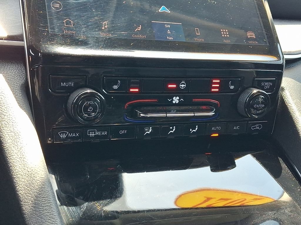 Used 2021 Gray Jeep Limited image 17