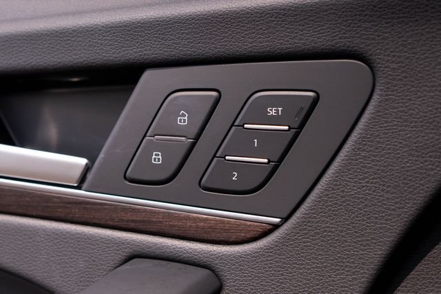 Used 2024  Audi 55 Premium image 21
