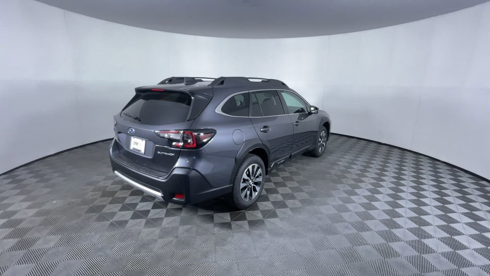 2025 Subaru Outback Limited - Photo 8