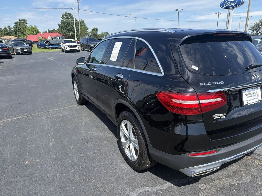 Used 2018 Black Mercedes-Benz GLC 300 image 14