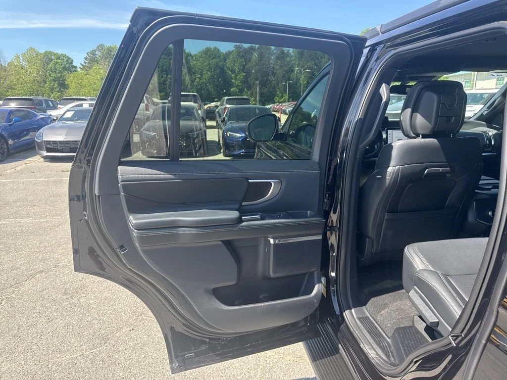 Used 2026 Black Ford Platinum image 29