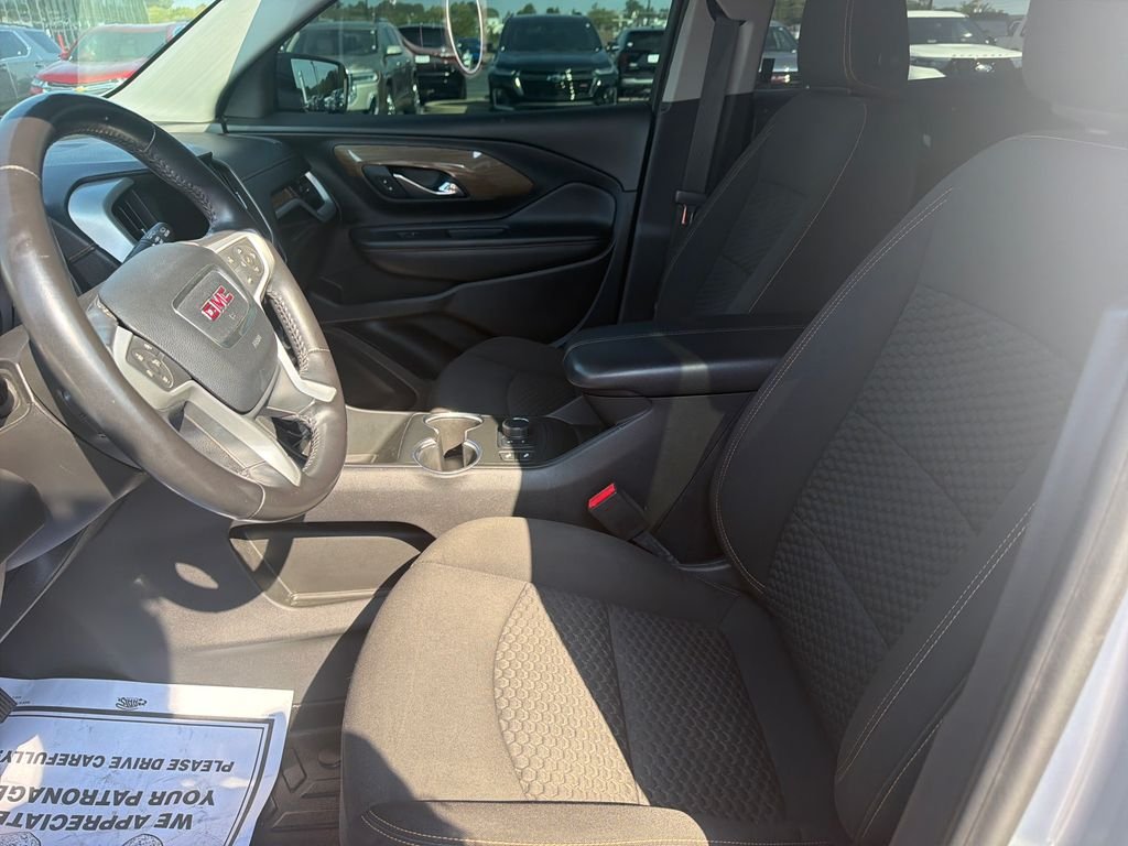 Used 2021 Silver GMC SLE image 13