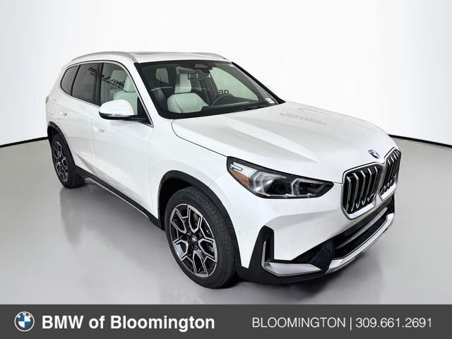 New 2026 White Metallic BMW xDrive28i image 1