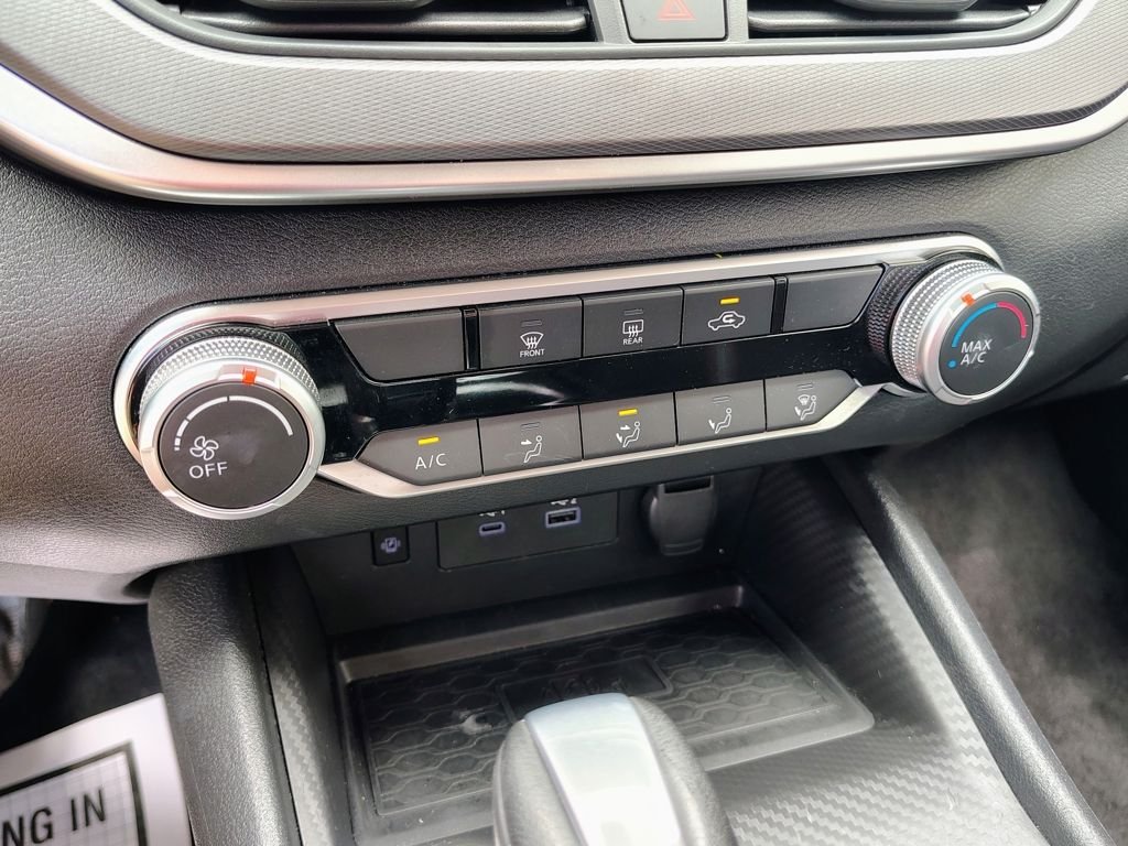 2026 Nissan Altima SR - Photo 22