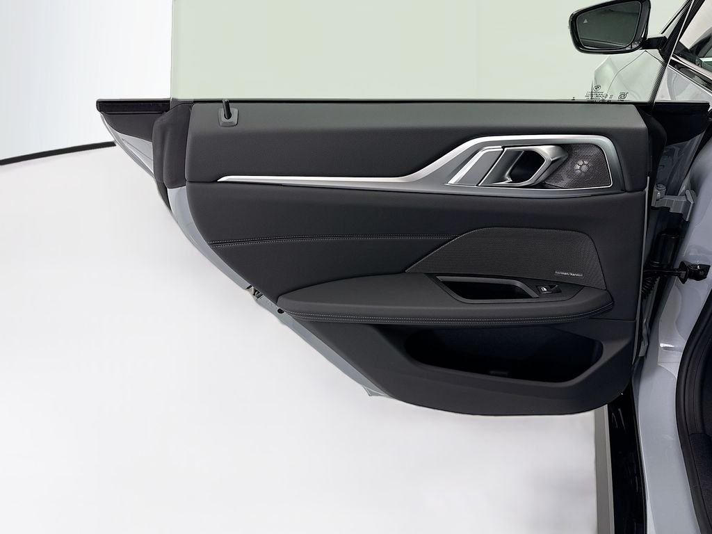 New 2026 Gray Metallic BMW xDrive40 image 25