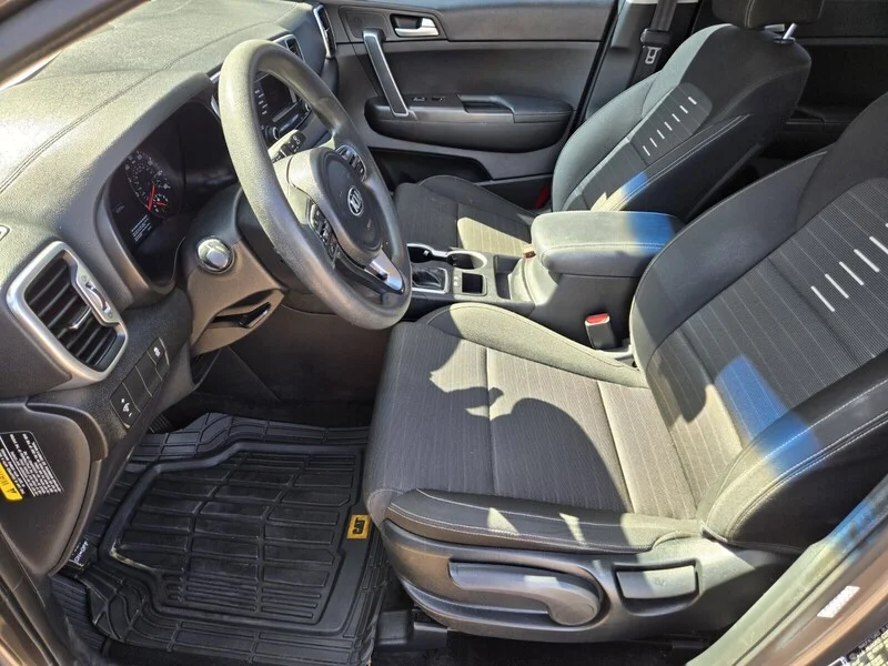 Used 2018 Mineral Silver Kia LX image 6