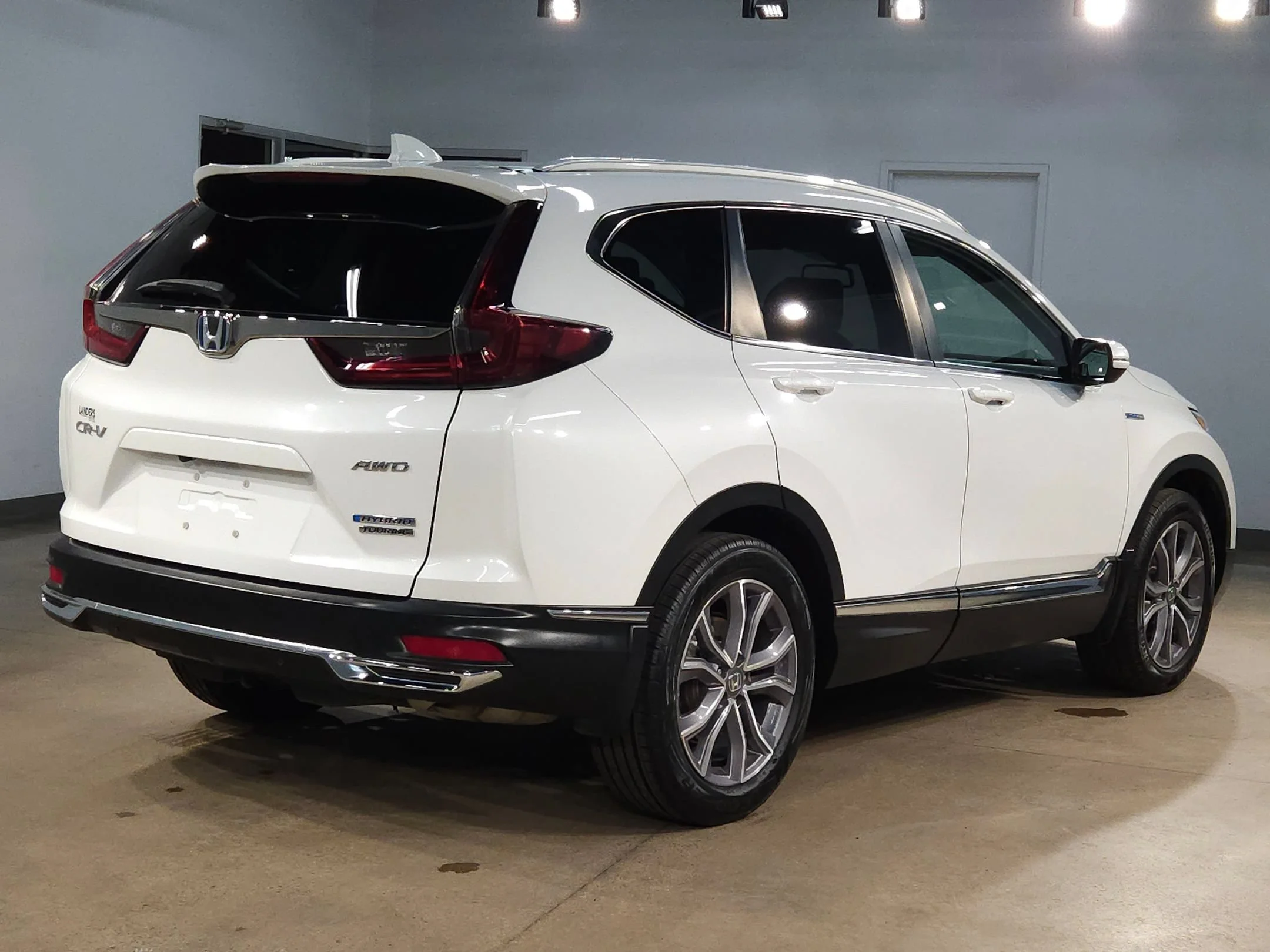 Used 2022 Platinum White Pearl Honda Touring image 7