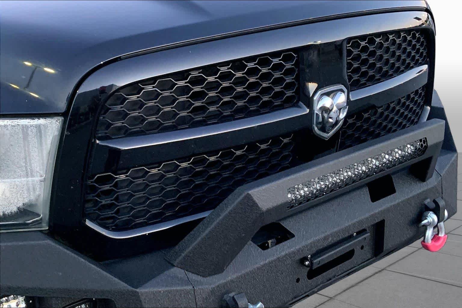 Used 2015 Black Clearcoat Ram Express image 27