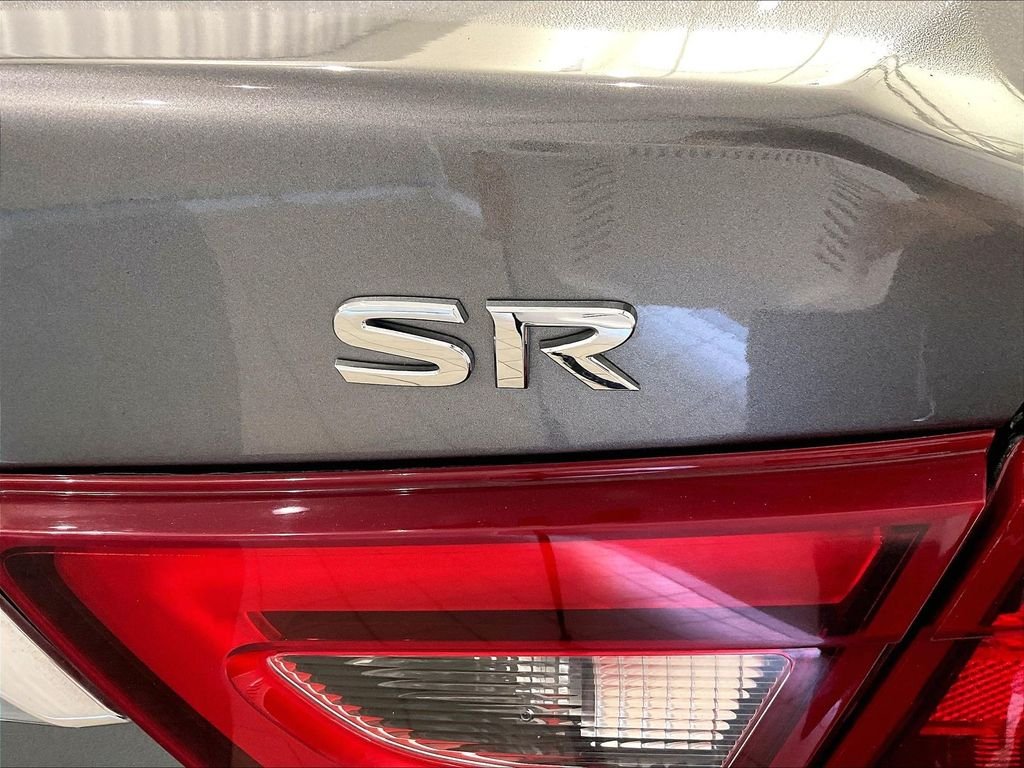 Used 2016 Gun Metallic Nissan SR image 28