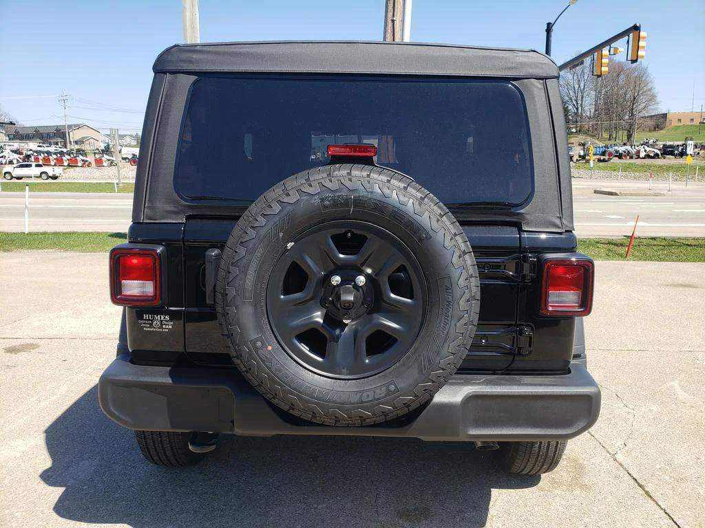 New 2026 Black Clear-Coat Exterior Paint Jeep Sport image 4