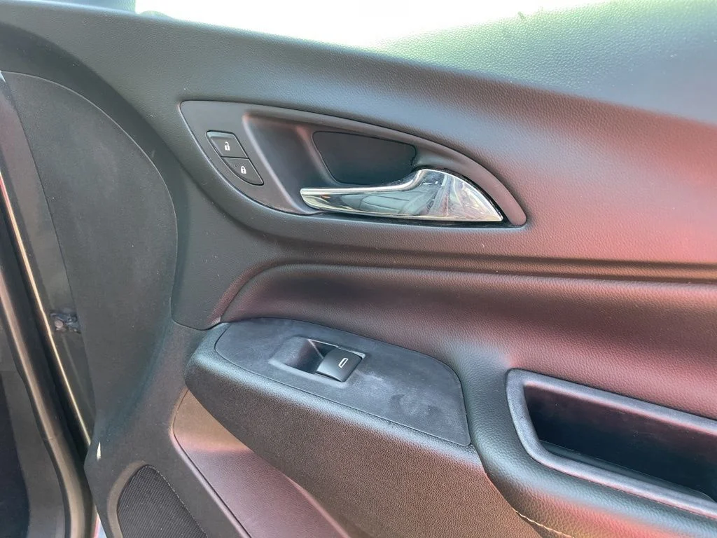 Used 2019 Gray Chevrolet Premier image 43