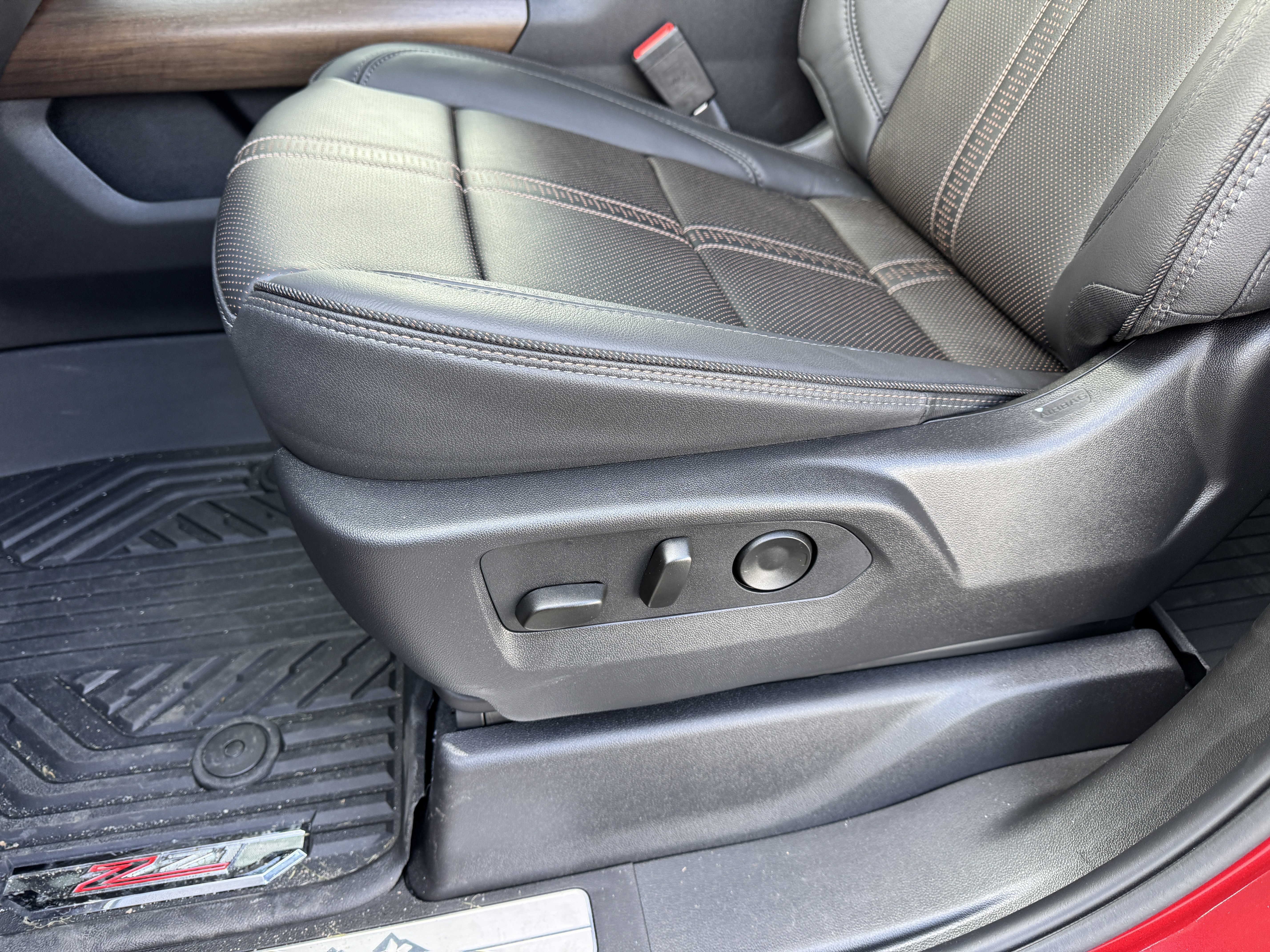2026 Chevrolet Silverado 1500 High Country - Photo 15