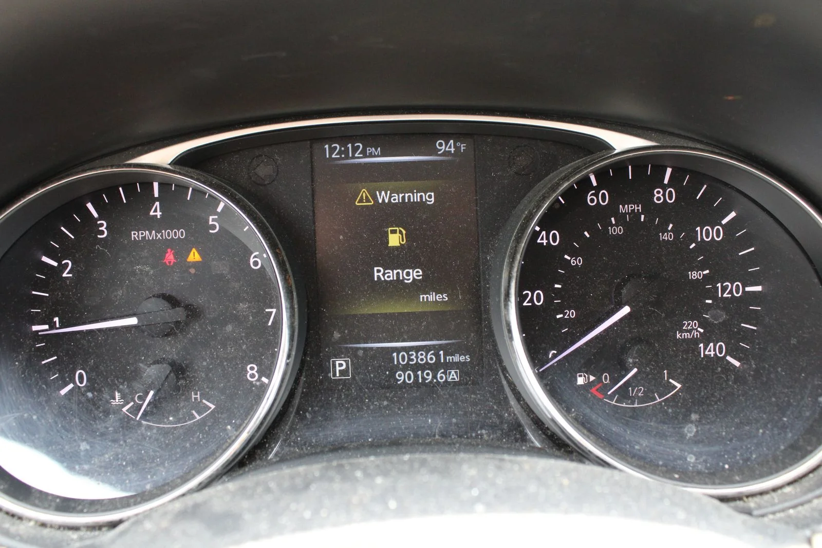 Used 2015 Gray Nissan SV image 14