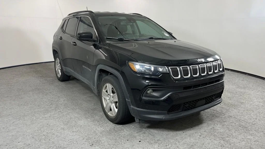 2022 Jeep Compass Latitude's photo