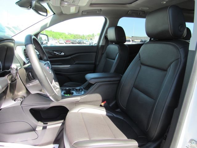 Used 2023 White Frost Tricoat GMC SLT image 14