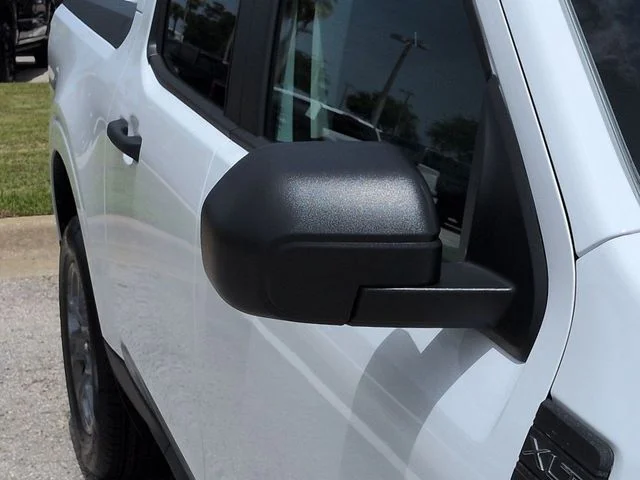 New 2026 Oxford White Ford XLT image 12