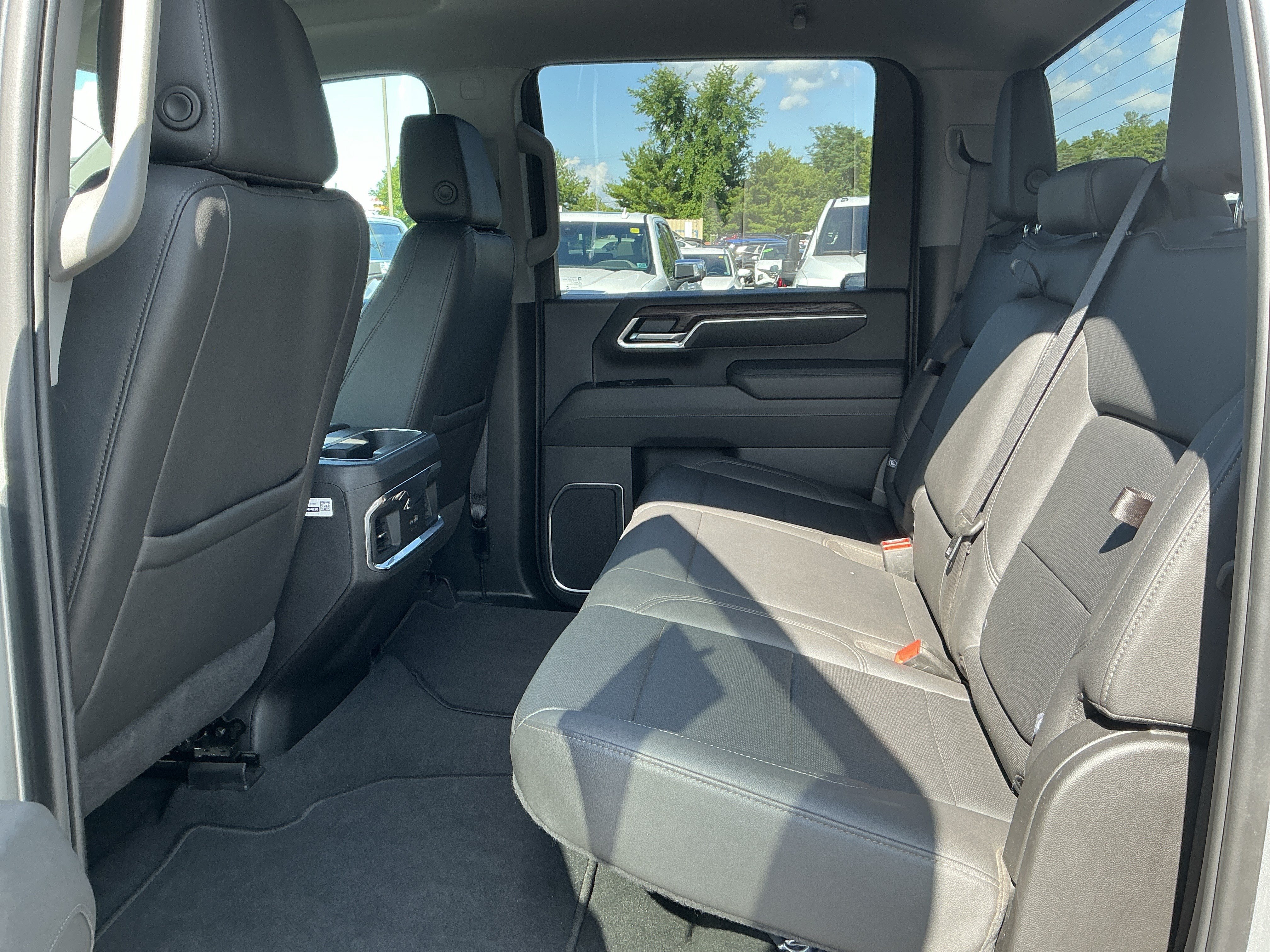 Used 2025 Sterling Metallic GMC SLT image 25