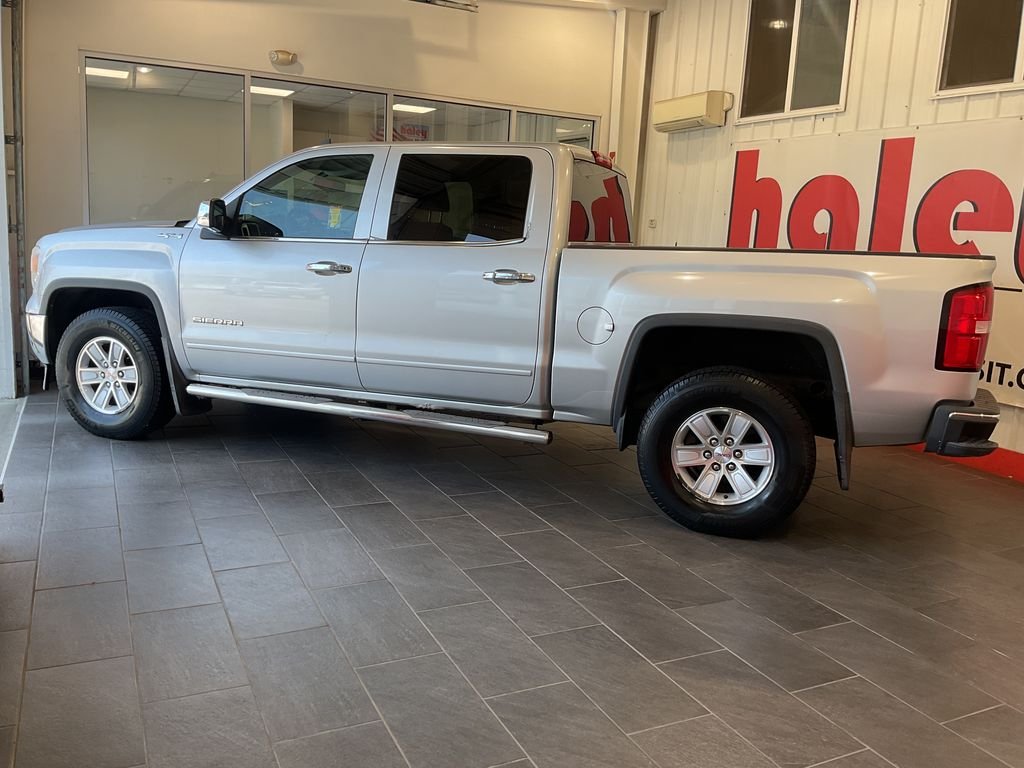 Used 2014 Silver GMC SLE image 5