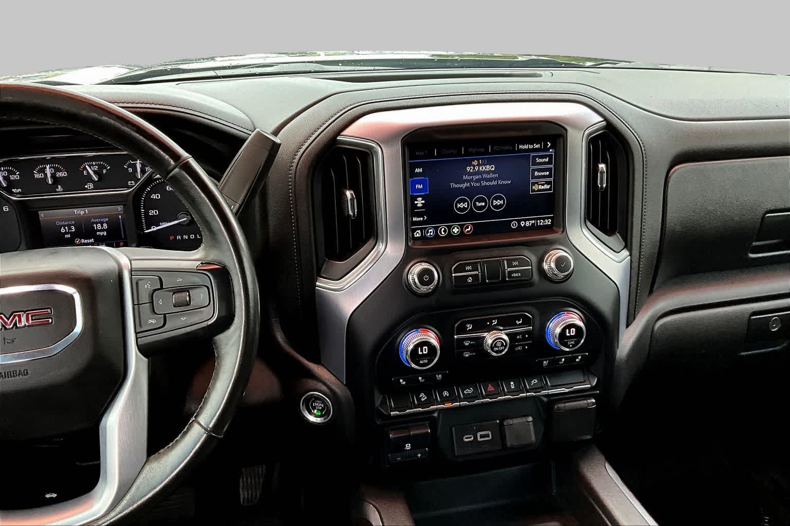 Used 2020 Onyx Black GMC SLT image 7